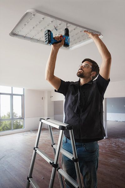 BOSCH Profi-Set mit 2x18V-Werkzeugen +2x4.0Ah + Schnellladegerät, Geräte in Tasche - Bosch Elektrowerkzeuge