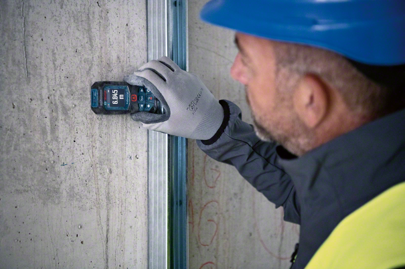 Bosch Laser-Entfernungsmesser GLM 50-22 bis 50m, IP65, 2x1,5-V-LR6 (AA), roter Laser - Bosch Elektrowerkzeuge