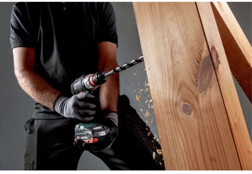 Akku-Bohrschrauber BS 18 LT BL Q 18V, 1.5-13mm, 34/75Nm, 2x4 Ah, in metaBOX - Metabo Elektrowerkzeuge