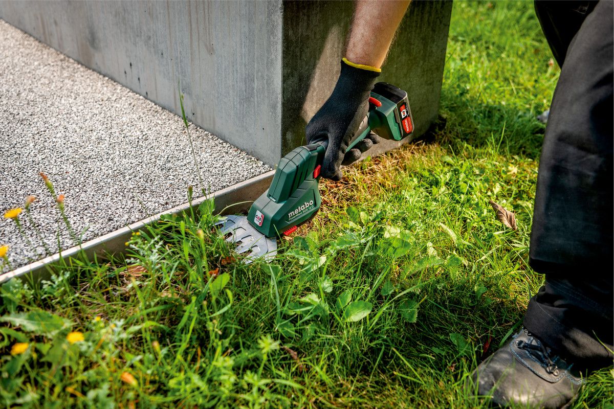Akku- Strauch- und Grasschere SGS 12 Q 12V, PowerMaxx - Metabo Elektrowerkzeuge