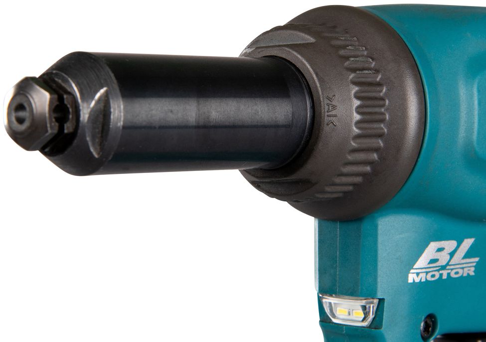 Akku-Nietmaschine DRV150ZJ 18V, Ø2.4 bis 4.8 mm, 4 Mundstk., solo im Makpac-B - Makita Elektrowerkzeuge