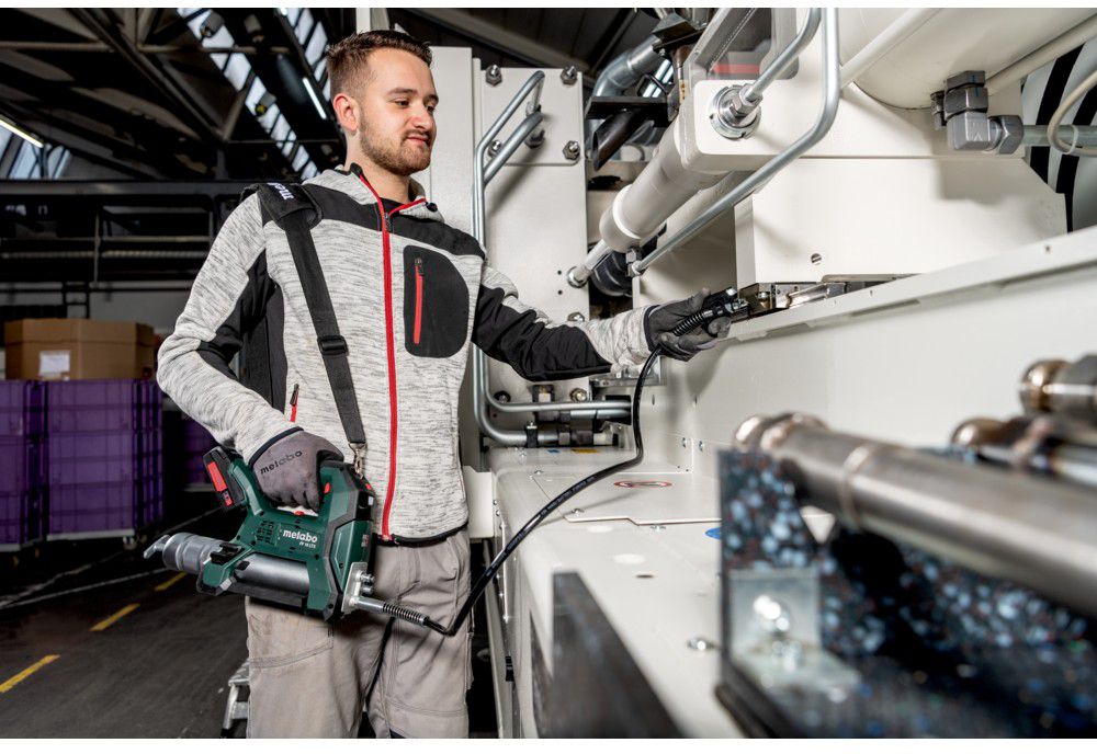 Akku-Fettpresse FP 18 LTX 2 x 2.0Ah, SC30, in metaBOX 165 L - Metabo Elektrowerkzeuge