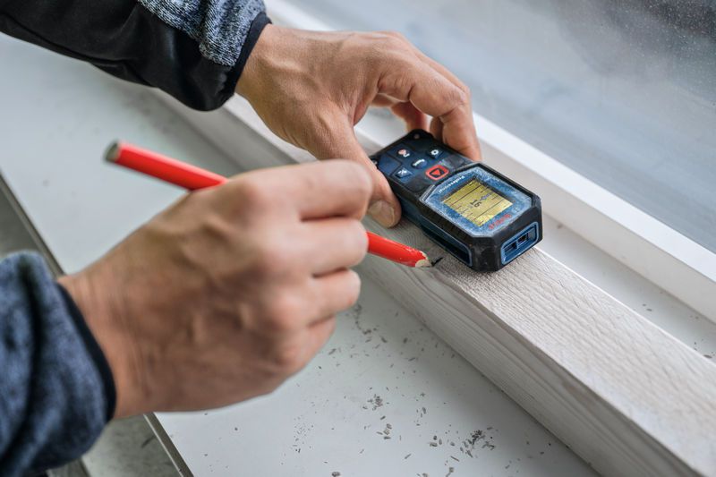 Bosch Laser-Entfernungsmesser GLM 40-31 - 40m , 2 x 1,5-V-LR6 (AA) , IP65 , roter laser - Bosch Elektrowerkzeuge