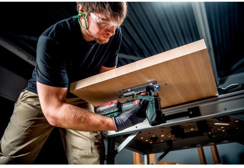 Akku-Stichsäge ST 18 LT 130 BL 18V, bis 130mm, solo in mataBox - Metabo Elektrowerkzeuge