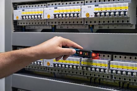 Berührungsloser Spannungsprüfer GVD 1000-17 24V-1000V AC/DC, LED Display, IP67 - Bosch Elektrowerkzeuge