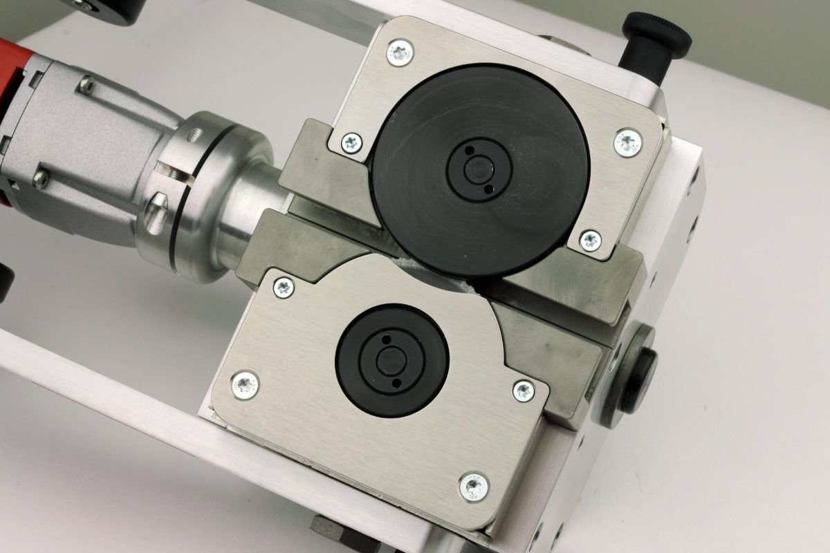 WUKO Trimmer 1080E 230V , Metabo Bohrmaschine in Sperrholzkiste - Spenglerwerkzeuge