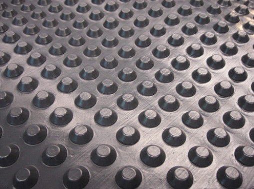 VM Delta Noppenbahn HDPE grau 0.6mm Rolle à 40m2 - Trennlagen / Strukturmatten