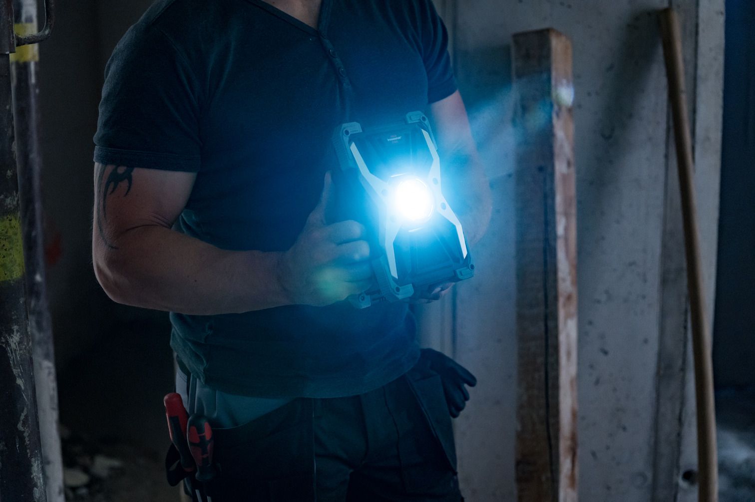 BRENNENSTUHL LED Akku  Strahler "Rufus" IP65, 15W, 1'500lm, 6500K - Elektrozubehör