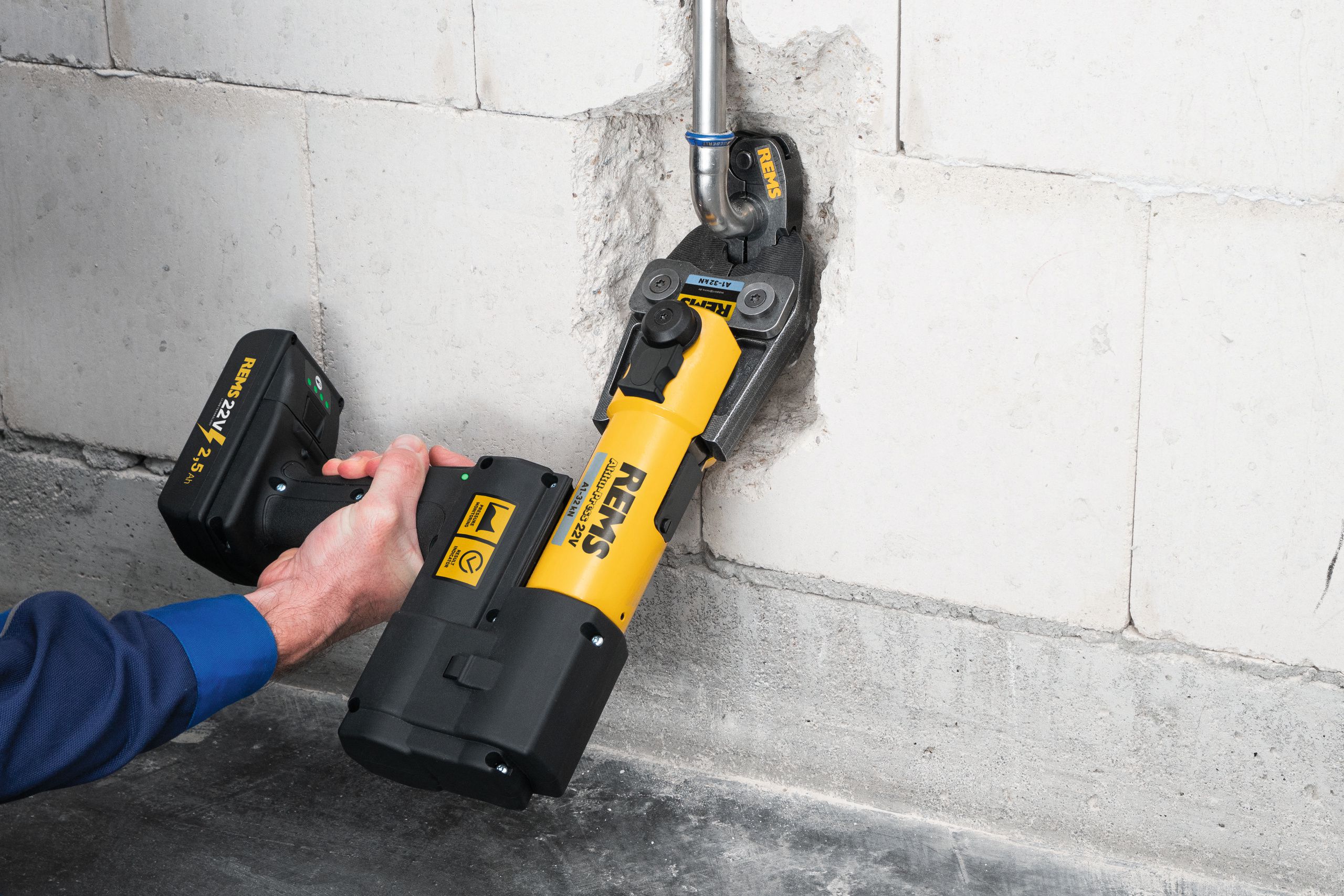 REMS Akku-Press 22 V ACC Basic-Pack, L-Boxx 22V, 1 x  2.5Ah, bis Ø 110mm, drehbar, 576011 R220 - Sanitärwerkzeuge