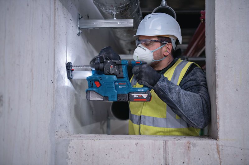 Akku-Bohrhammer mit SDS Plus GBH 18V-22 Set inkl. Staubabsaugung GDE 18V, 18V, in L-BOXX 238 - Bosch Elektrowerkzeuge