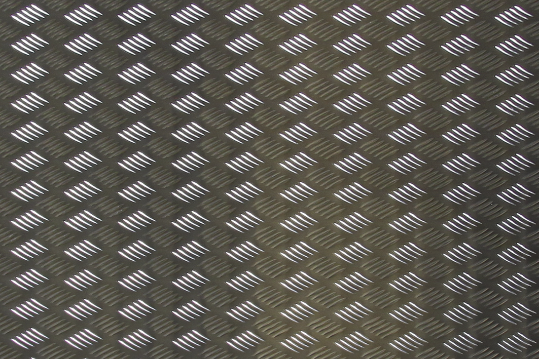 AIMg3, weich, Abkantqualität 1500/3000/3.0/4.5 mm, Muster Quintett - Aluminium Warzenbleche, EN AW-5754